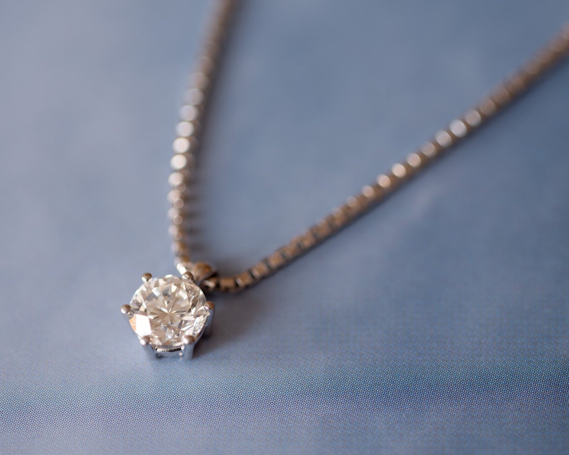Colgante de diamante