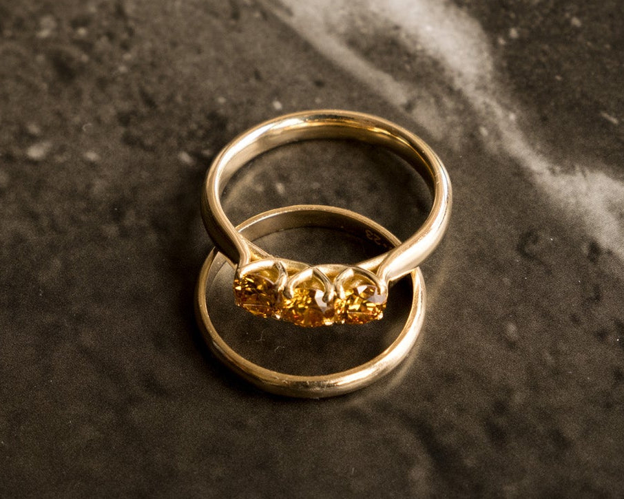 Tresillo de diamantes fancy