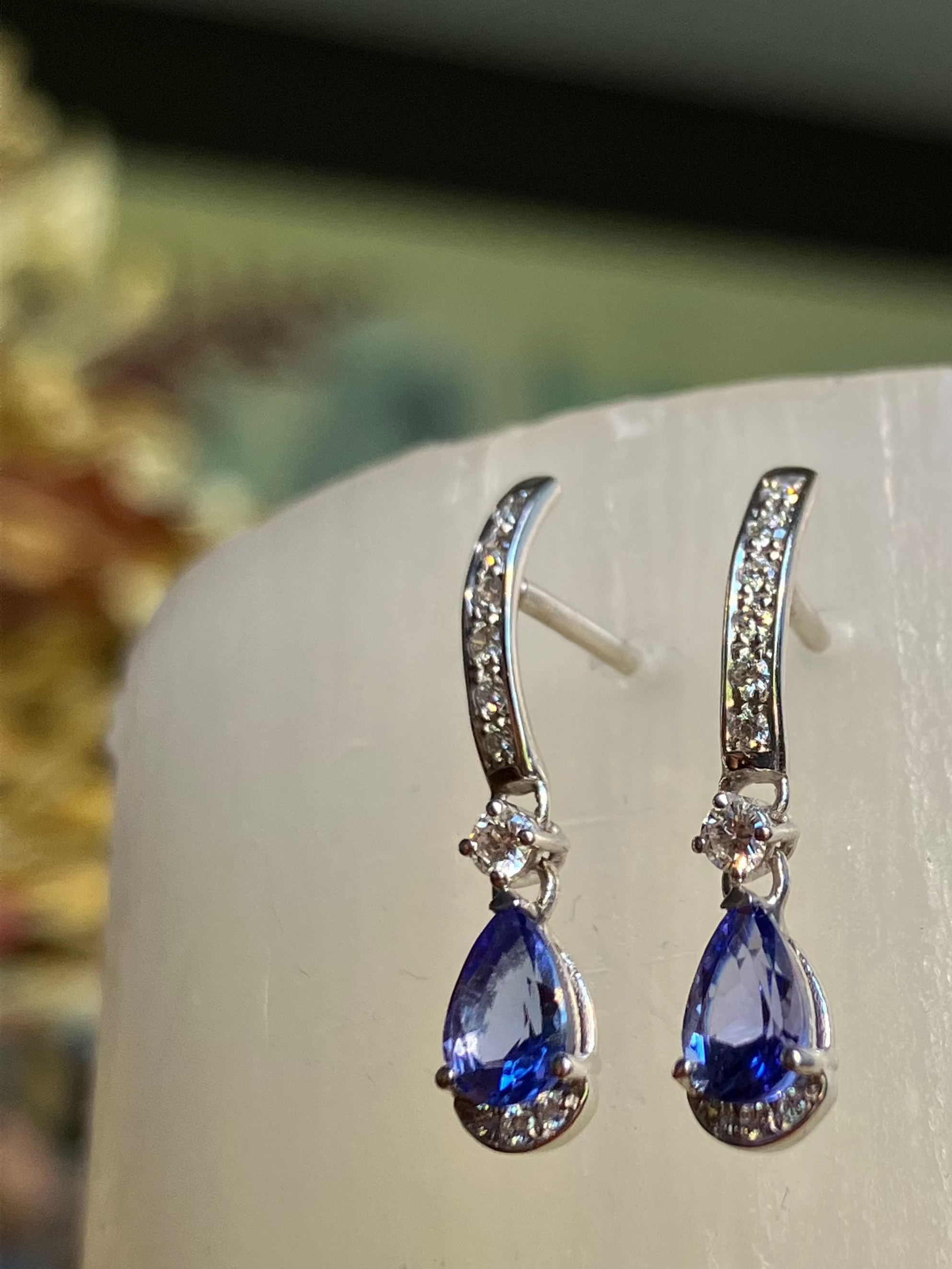 Pendientes de Diamantes y Tanzanitas